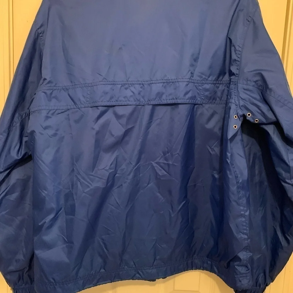 Gap Men’s windbreaker jacket, size S